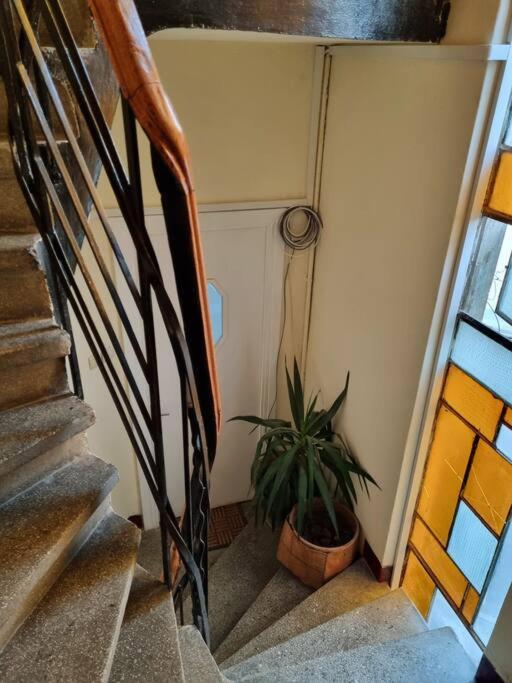 Cozy Apartment Near City Center Bucareste Exterior foto