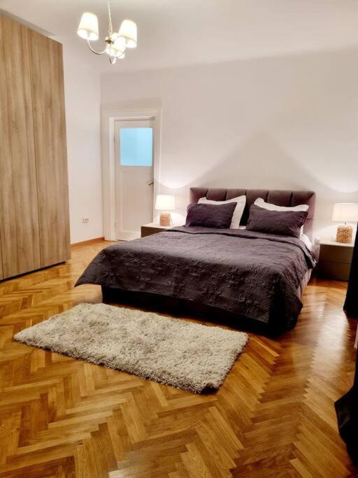 Cozy Apartment Near City Center Bucareste Exterior foto
